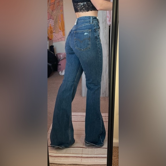 NWT Levi’s 70’s High Flare - Picture 7 of 15